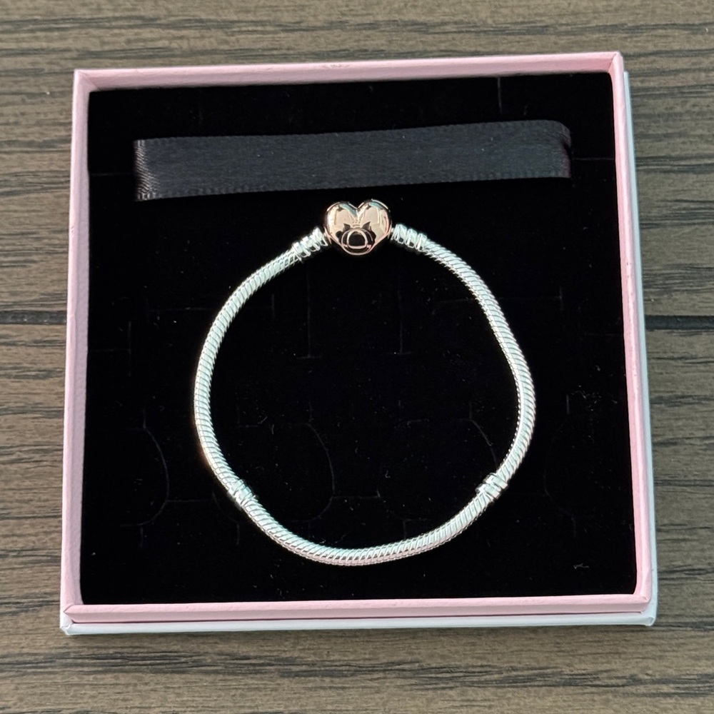 Pandora Silver Bracelet with Rose Gold Heart closure
